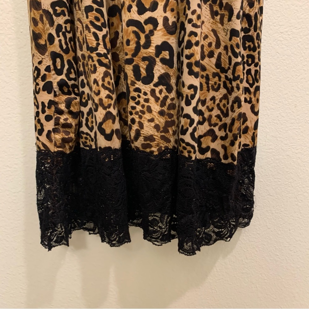 🐆 Leopard Print Negligee 🐆 - Picture 13 of 16